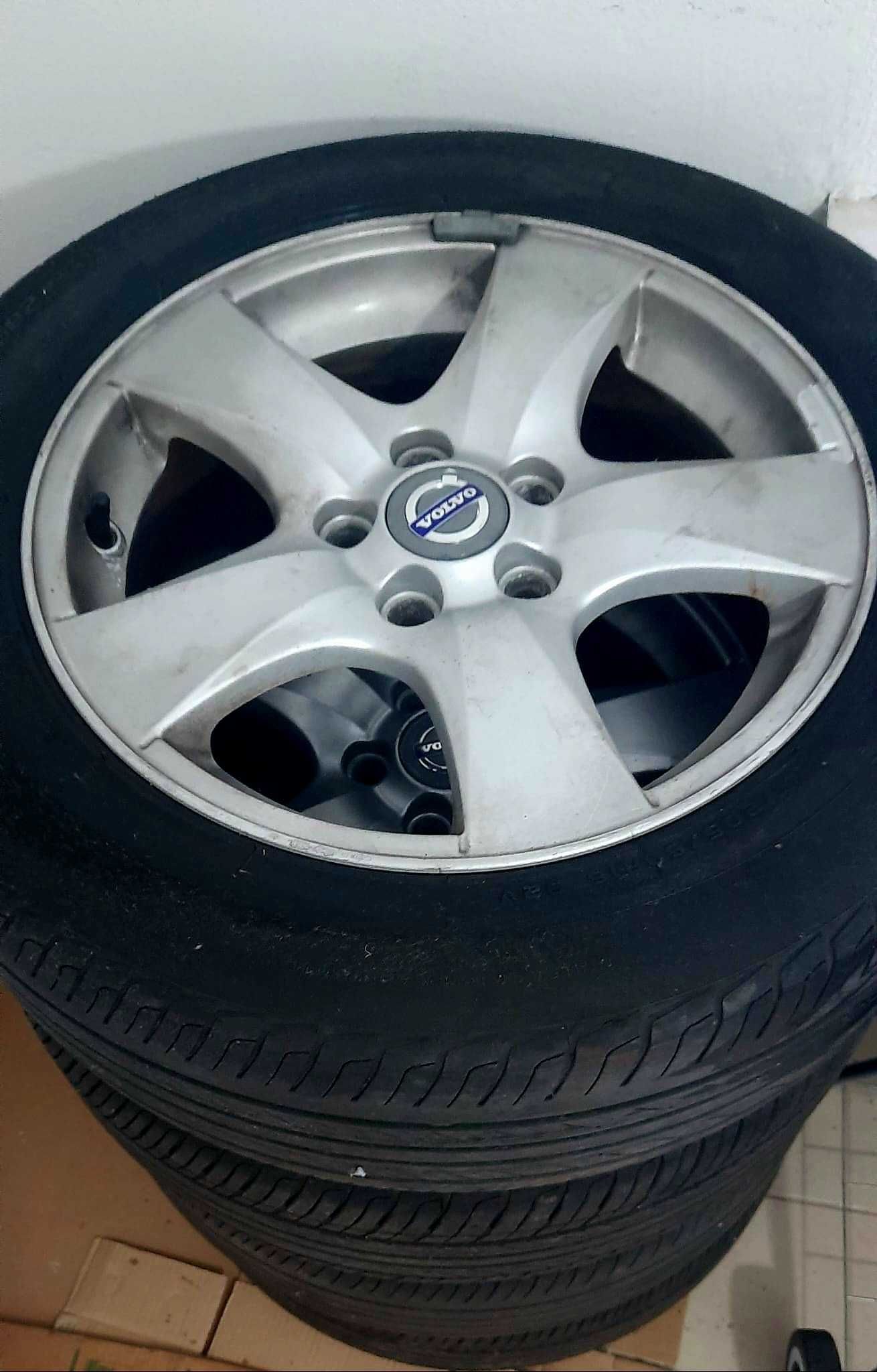 Jantes 16 originais Volvo + Pneus