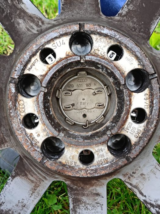 Sprzedam Alufelgi AUDI 7.5x16 ET45