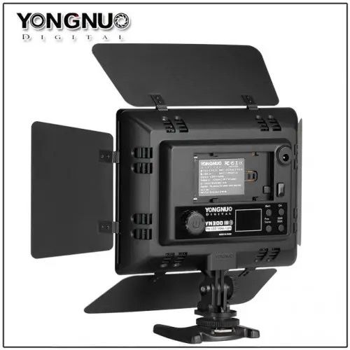 Професійне відео світло YANGNUO LED YN - 300 lll