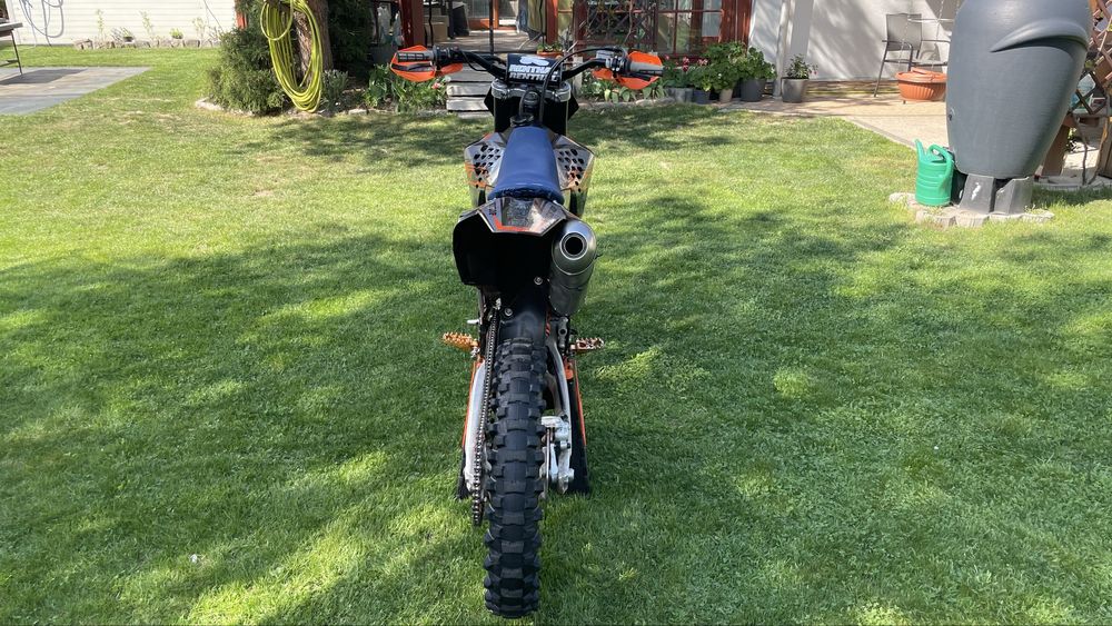 KTM SX-F 250.