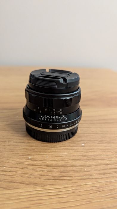 Об'єктив Brightin star 35mm f1.2 m4/3