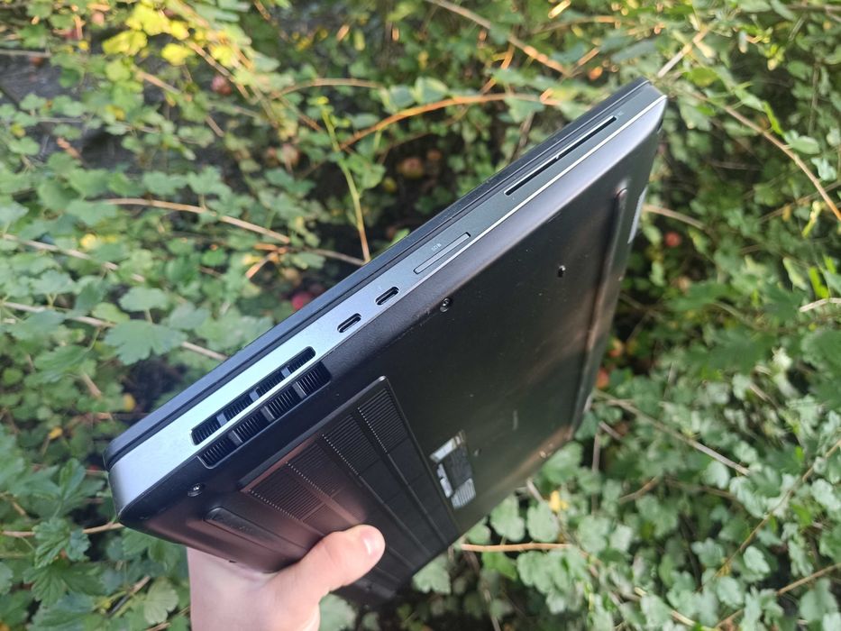 6 ядер Ігровий ноутбук DELL i7 8850H/32gb/512gb/Nvidia P3200 6GB