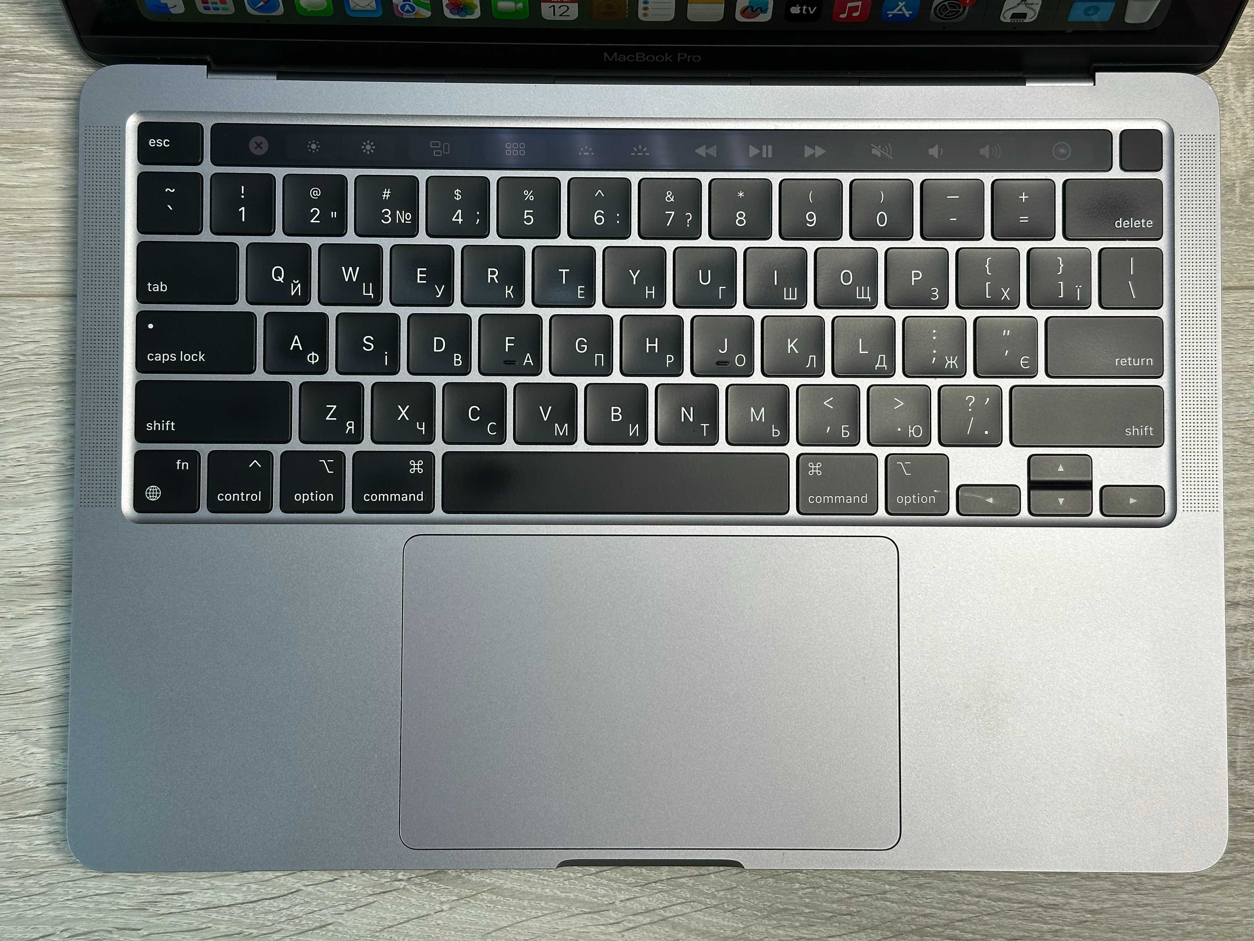 Ноутбук Apple MacBook Pro 13 2020 M1/8C/8C/8GB/512GB Space 2021 A2338