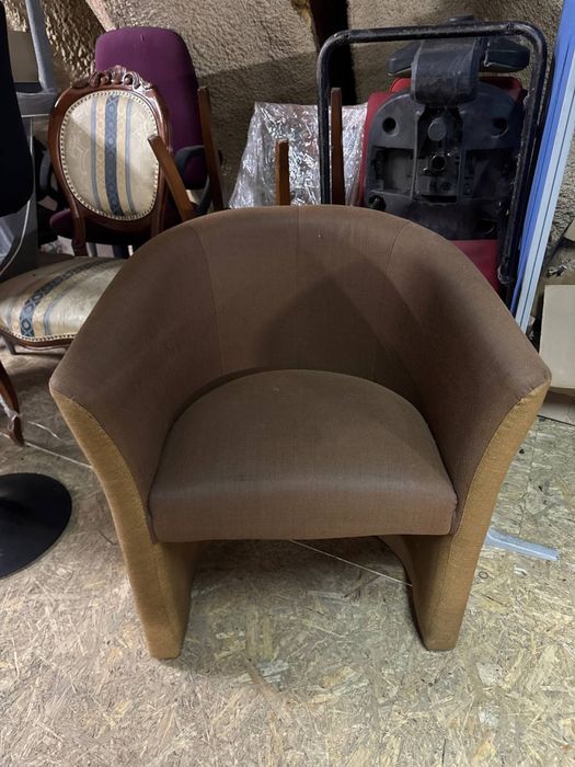 РОЗПРОДАЖ офісних шаф для документів та одягу шкаф комод локер