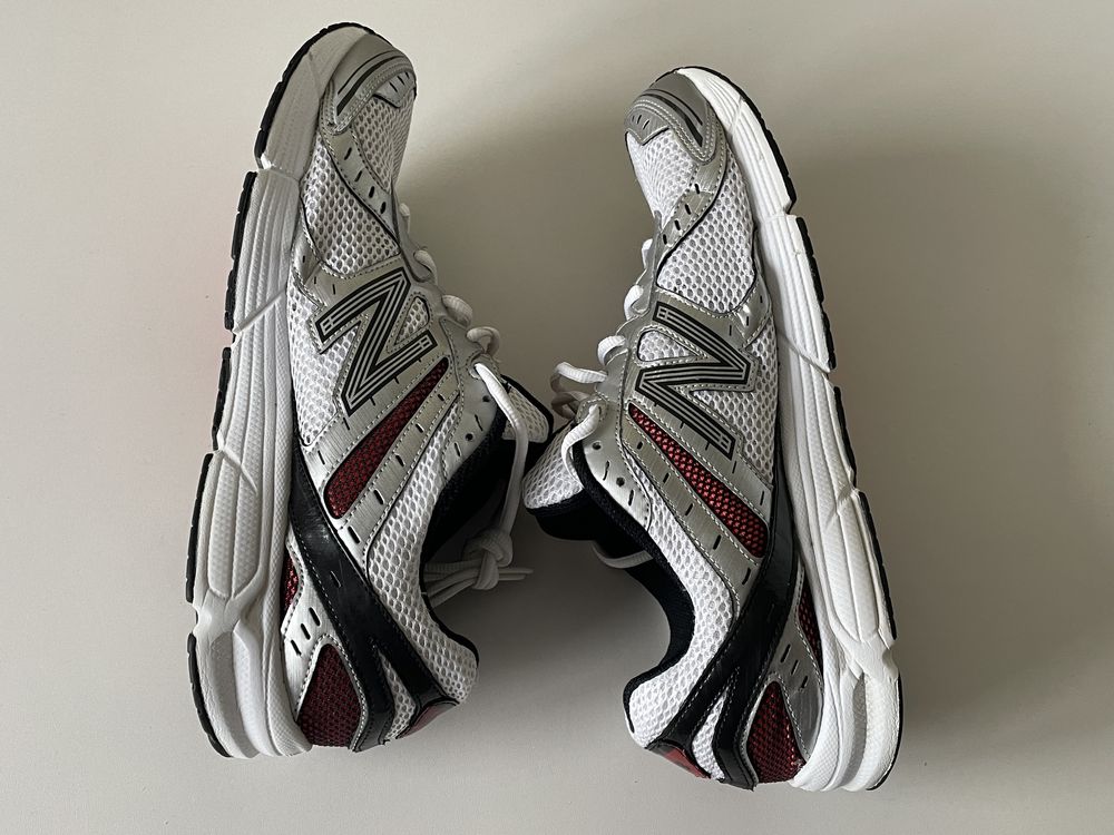 New Balance 470 v3 бігові кросівки р. 47 оригінал