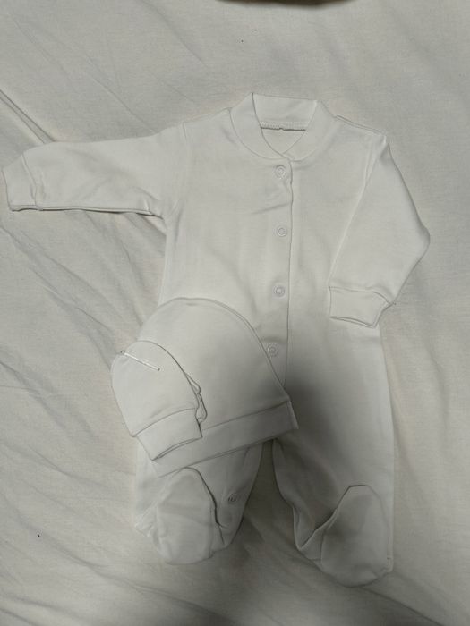 Комплект в пологовий, чоловічок, шапочка, рукавички