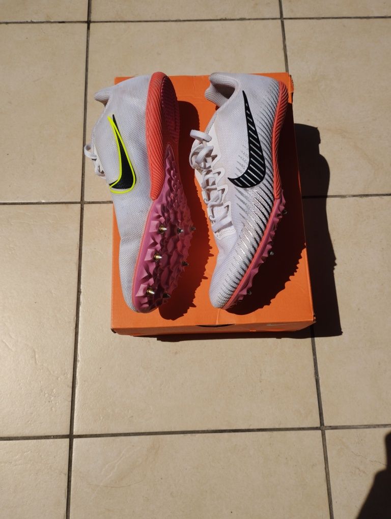 Nike zoom rival m9 41