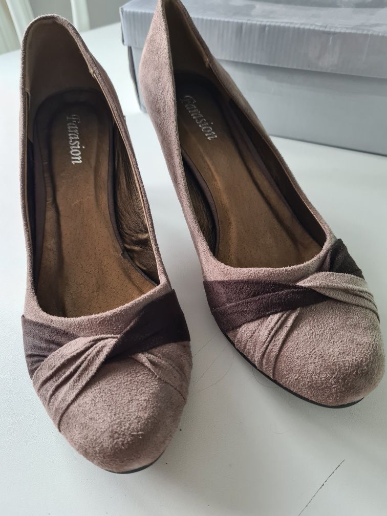 Buty szpilki rozmiar 41 nowe!