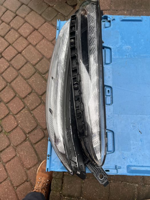 Hyundai kona lampa przod