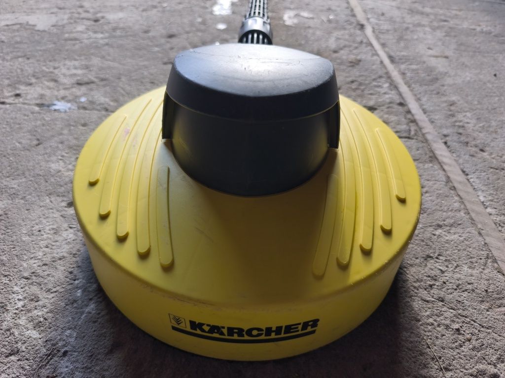 Szczotka do mycia kostki tarasu Karcher
