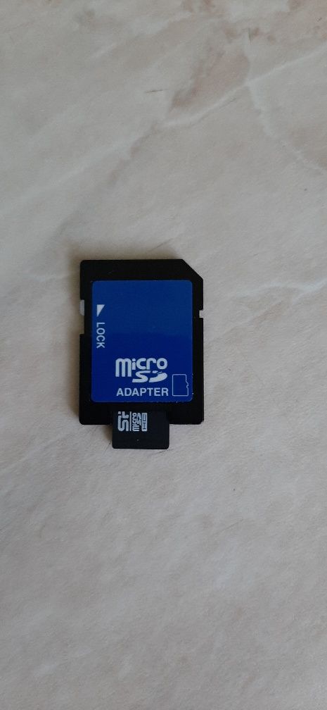 Карта памяти Miсro-SDHC 32Gb Silicon Power class 10 с адаптером.