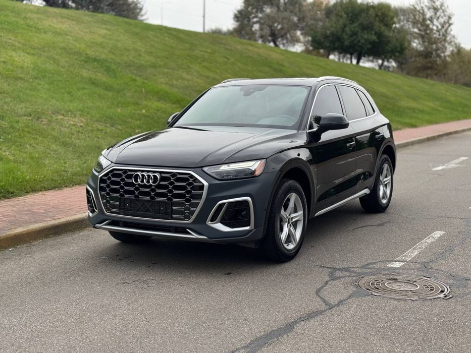 Audi Q5 Premium 40