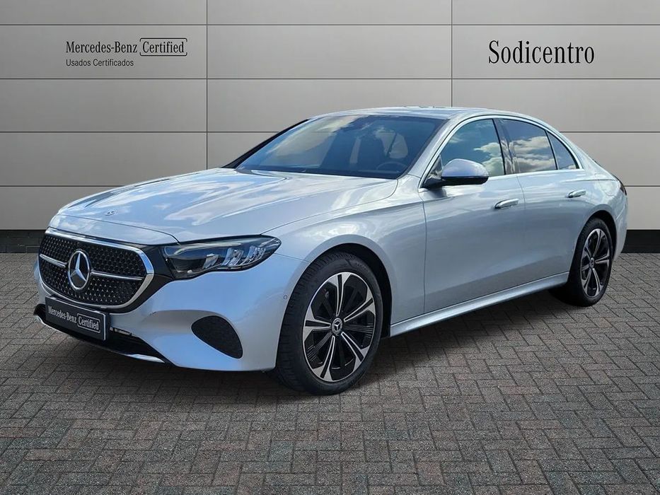 Mercedes-Benz E 300 Standard