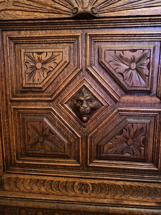 Neorenesansowy Kredens Francuski Dąb Antyk