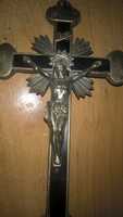 Stary krzyż krucyfiks wysoki