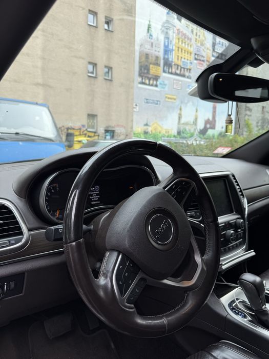 Jeep Grand Cherochee Overland