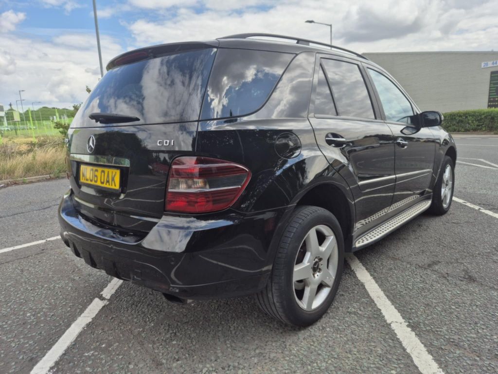 Mercedes ML 3.0 cdi pakiet AMG 2006 rok Anglik