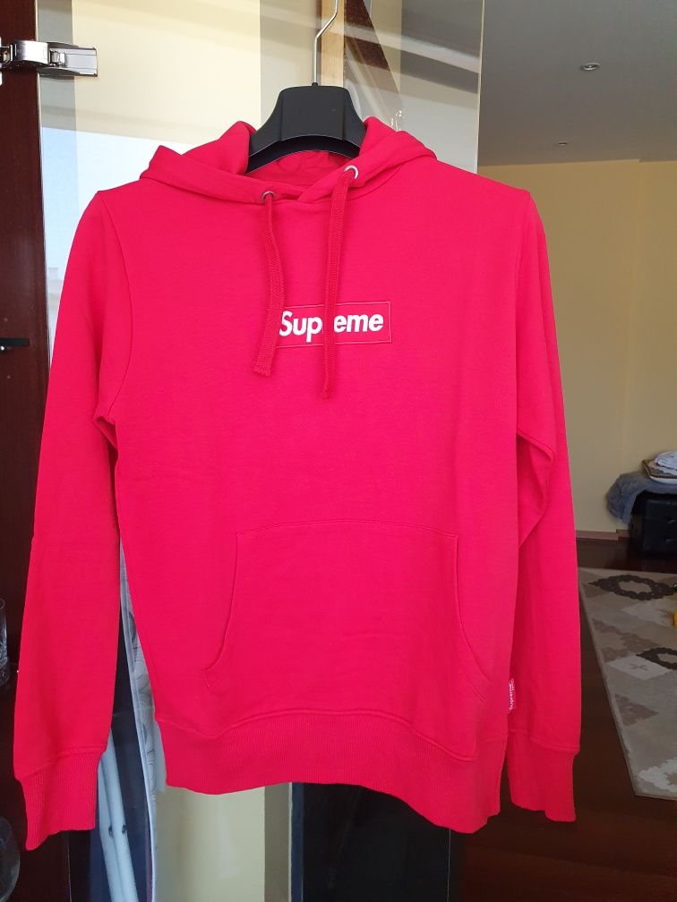 Hoody Supreme red limited edition