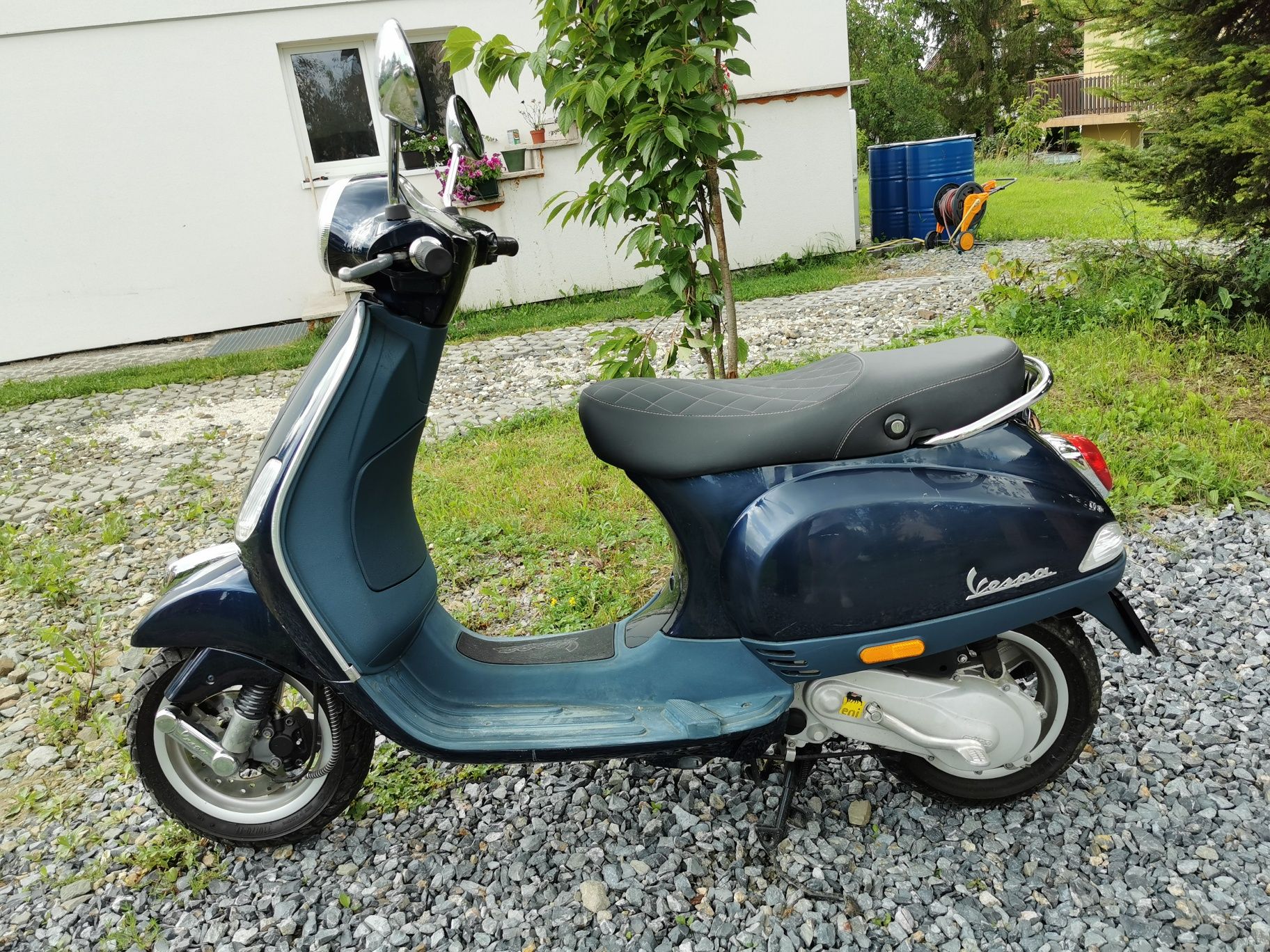 Skuter vespa LX 50