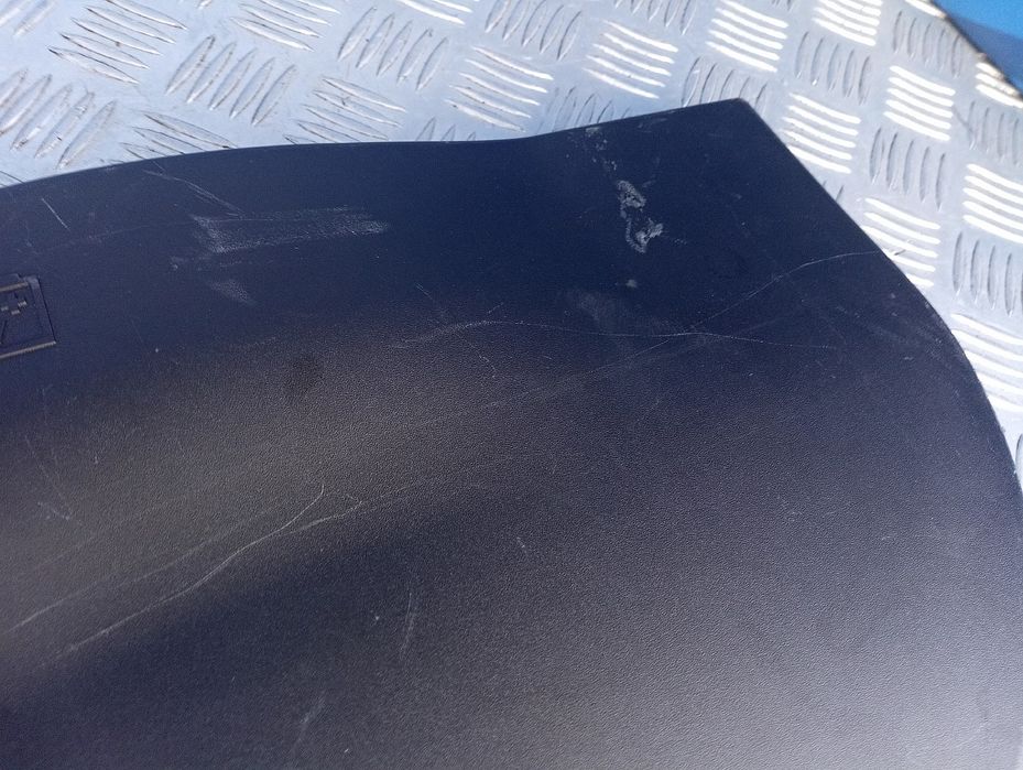 Накладка декоративна під капот Ford Mustang Mach-E Premium Розборка