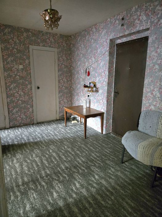 Вигідна ціна! Простора двокімнатна, цегла, ЗАЗ, з бойлером