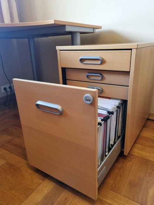 Zestaw biurowy Ikea Galant, biurko narożne + komoda na dokumenty