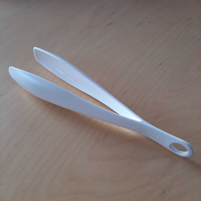 NOVO Tupperware Mini Pinças