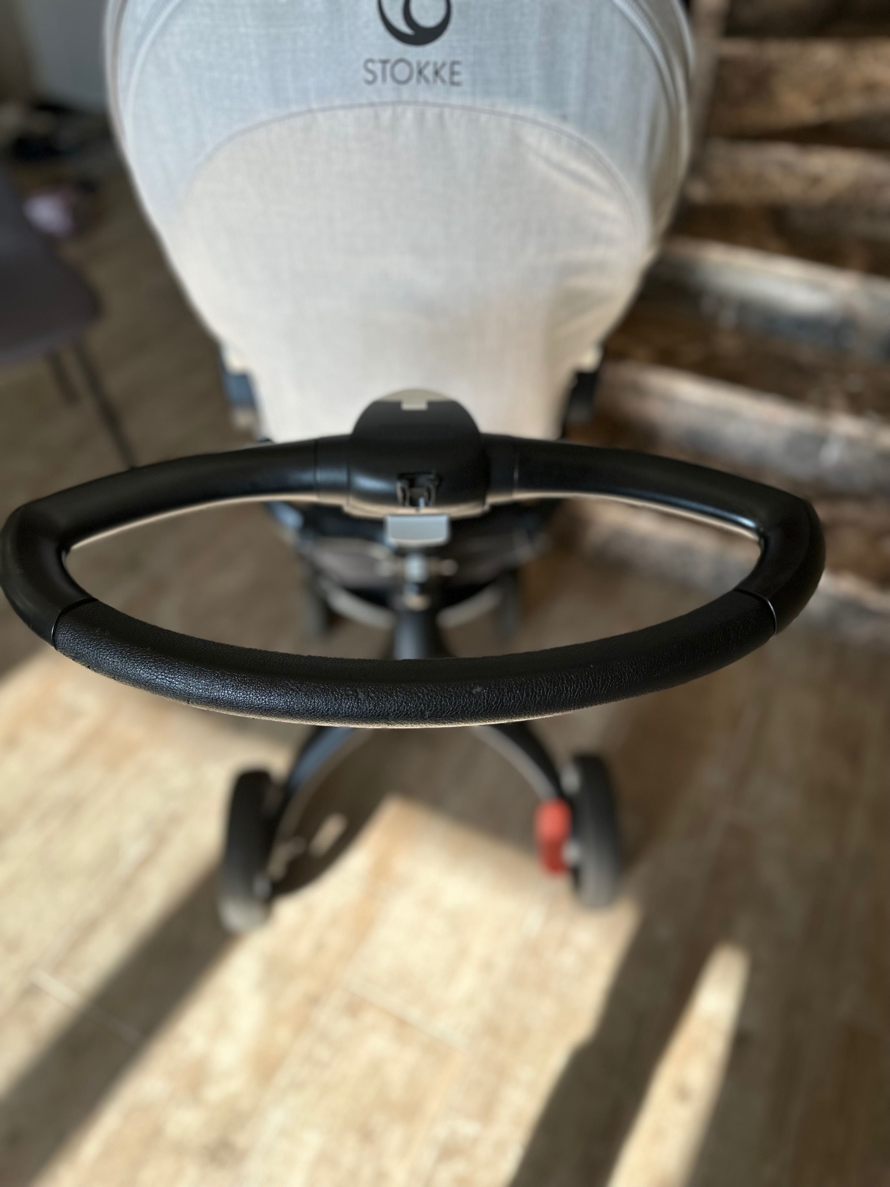 Коляска Stokke v6