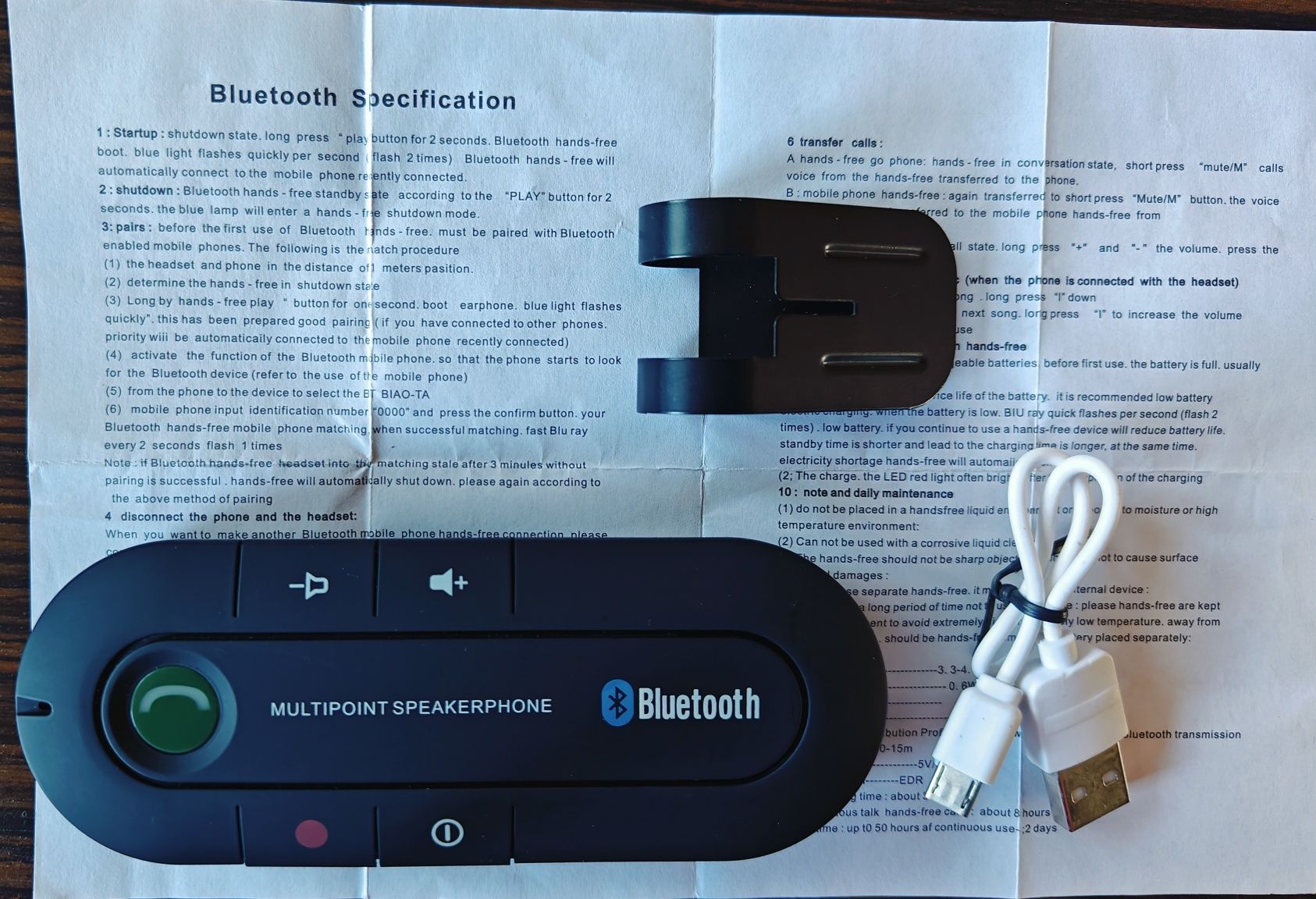 Zestaw głośnomówiący Bluetooth do samochodu.