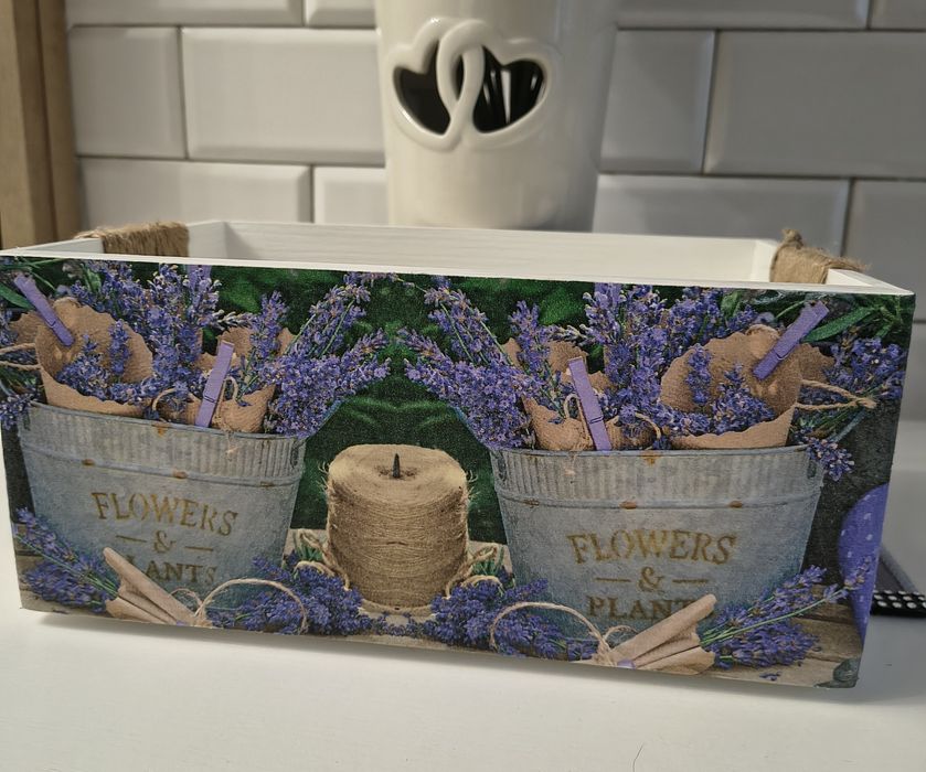 Skrzynka wykonana decoupage lawenda