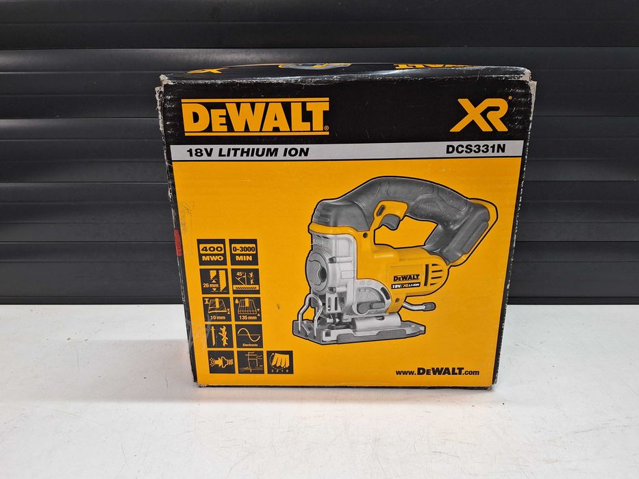Wyrzynarka dewalt dcs331