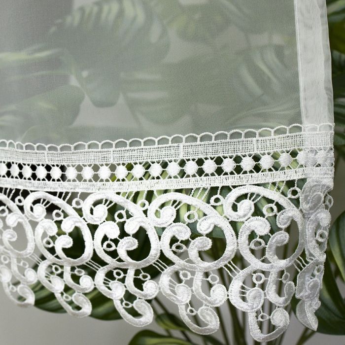 Firanka woal gotowa z gipiurą 400x150 cm biała