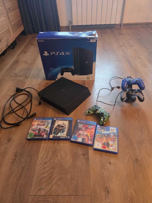 PS 4 Pro м дисками