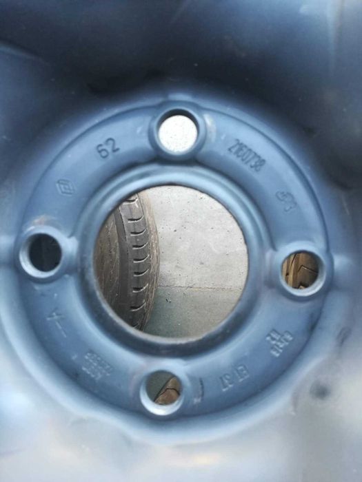 Felga stalowa Dacia Sandero Logan 16cali Strukturalna ET 37 Renault.
