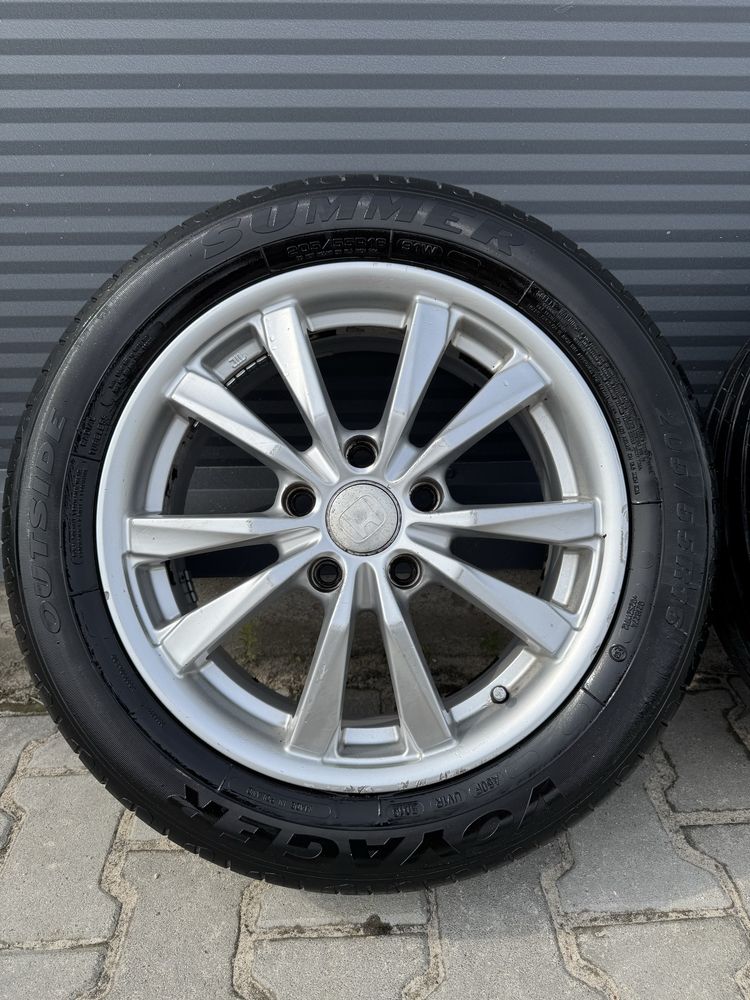 Комплект дисків з шинами R16 5*114,3