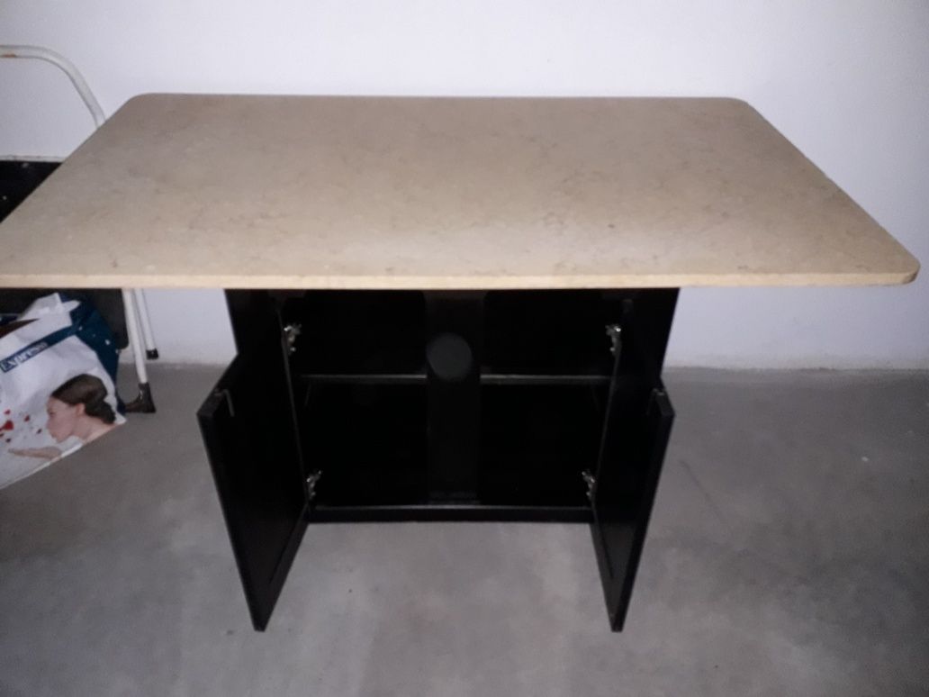 Mesa de cozinha alta