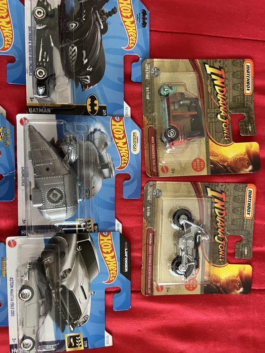 Hotwheels - Carros Temáticos