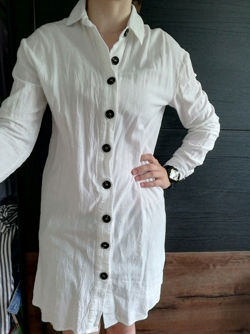 Biała sukienka koszula guziki s/m kołnierz