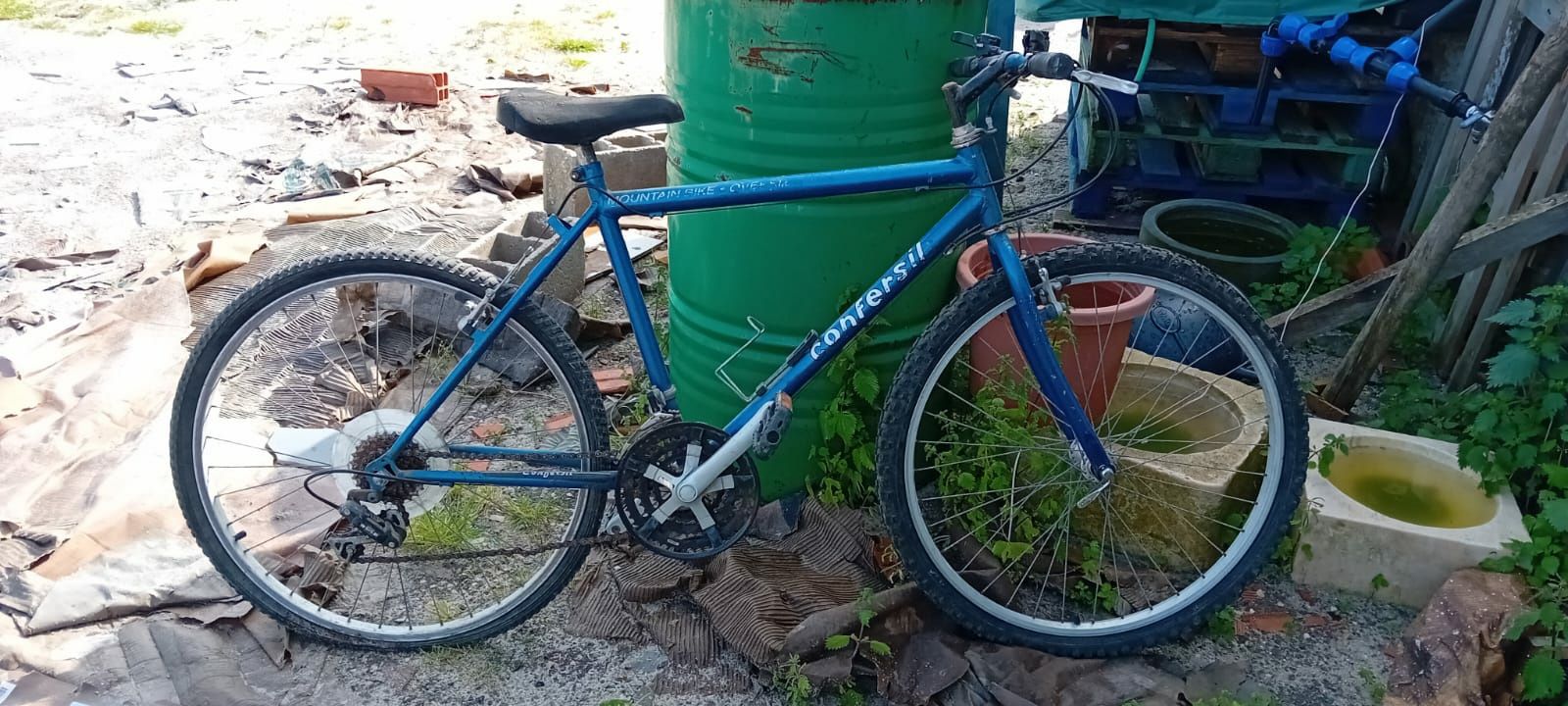 Conjunto de 3 bicicletas de montanha