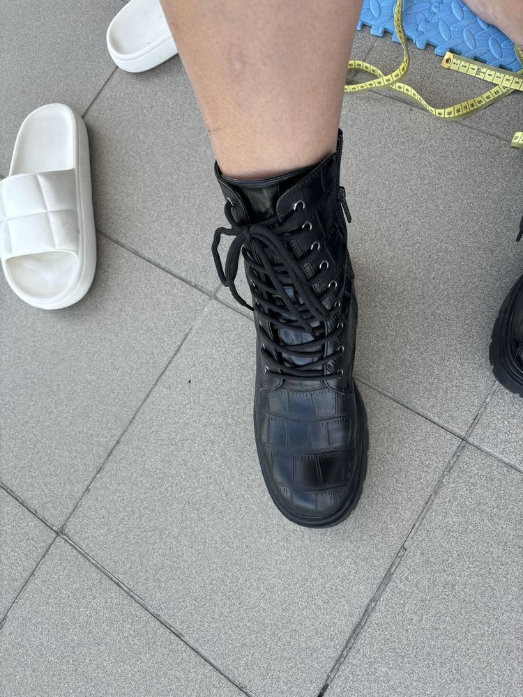 Jesienne buty sezonowe CCC rozmiar 41 z wkładką 27 cm