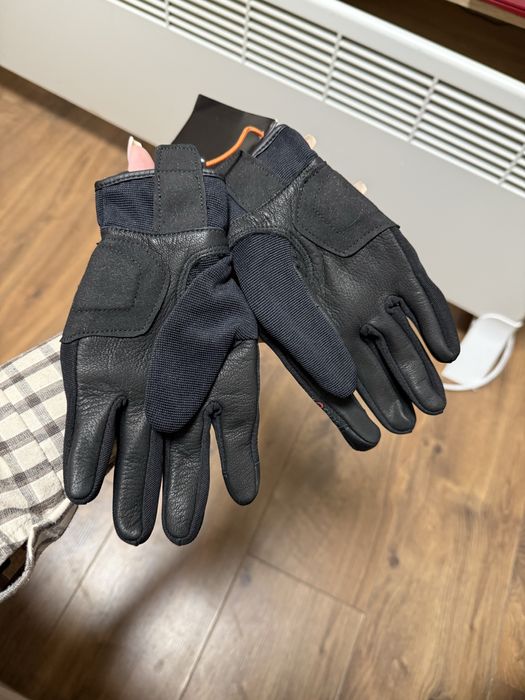 Новые женские мотоперчатки Bering