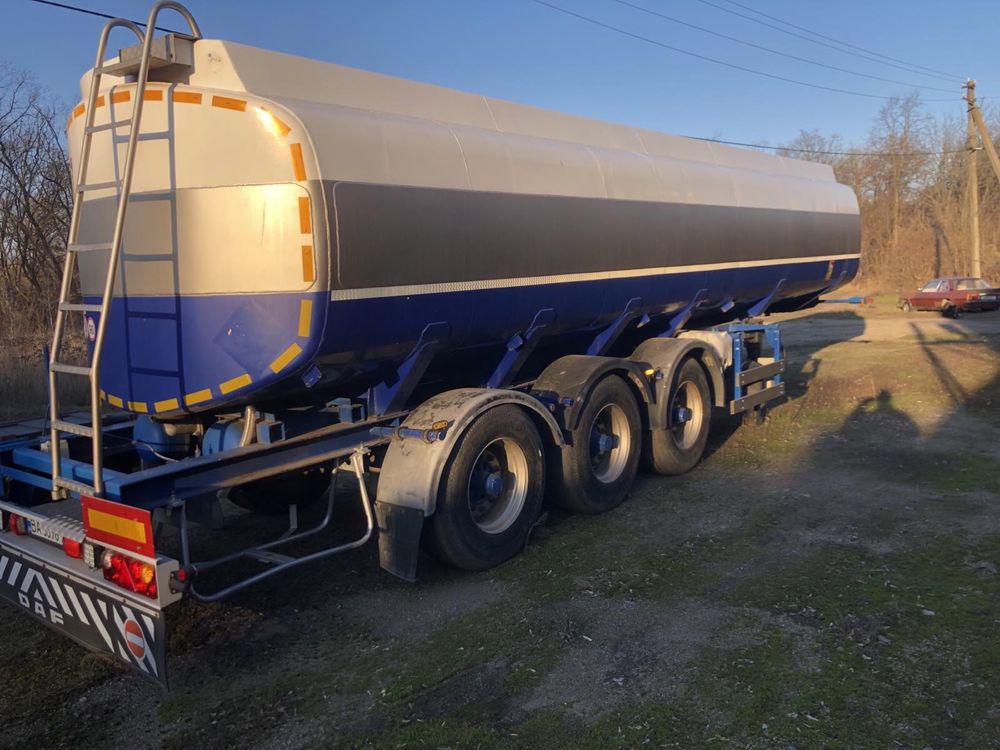 Спеціалізований напівпричіп Dromech