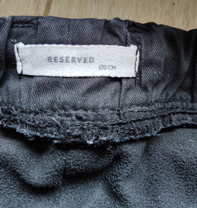 Ocieplone spodnie dla nastolatka, stan idealny, 170cm, Reserved