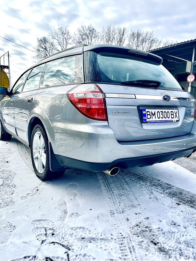 Subaru OUTBACK 2,5 бензин АКПП