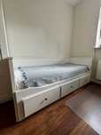 Łóżko rozkładane IKEA HEMNES z szufladami + 2 materace, biały, 80x200