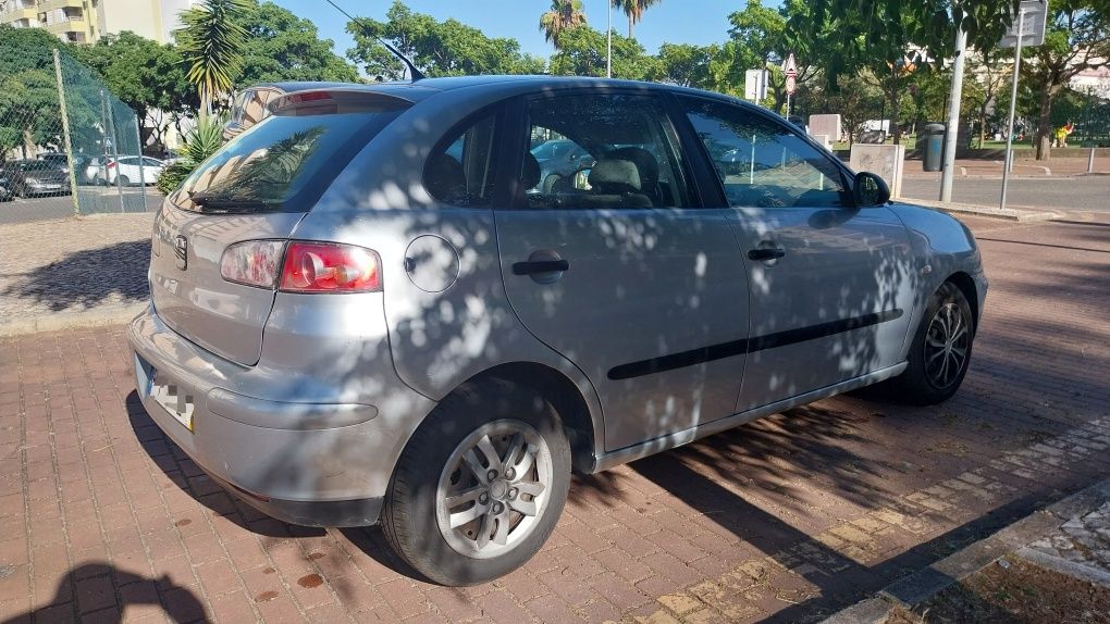 Seat ibiza 1.2i-12v 5p 2005