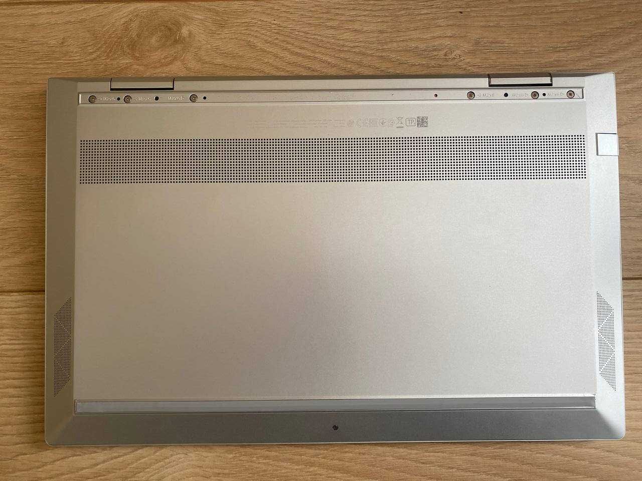 Ноутбук HP ENVY x360 15-ed1359ng (i5-1135G7 8x2.4GHz, 8gb, SSD 256gb)