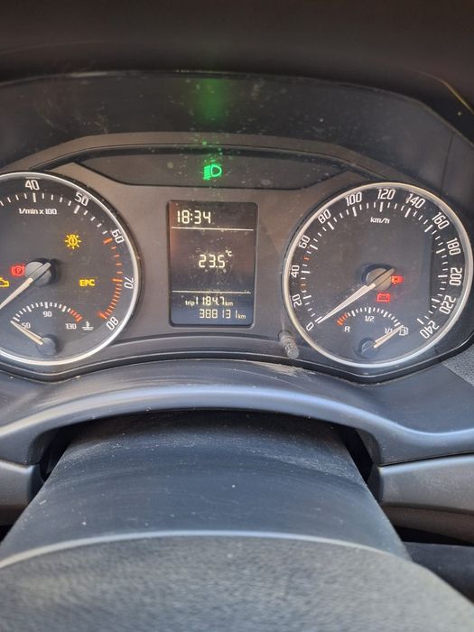 Skoda Octavia A5, 2011р, 1.6 бензин, в гарному стані