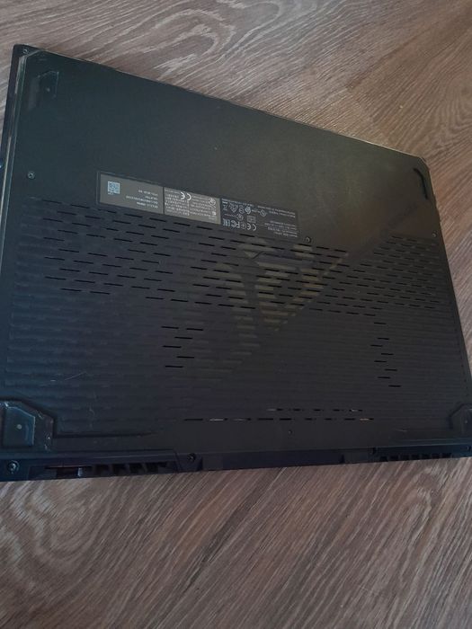 Ноутбук ASUS ROG Strix G15 Black --ПІД РЕМОНТ--