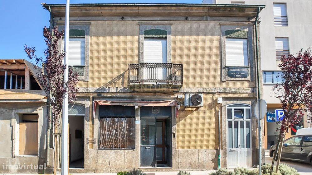Prédio para reconstrução no Freixo / Gondomar